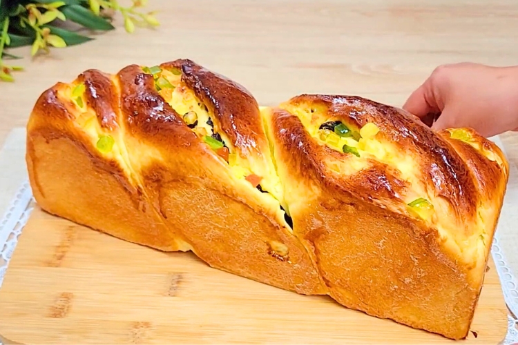 Pão de Natal com frutas cristalizadas