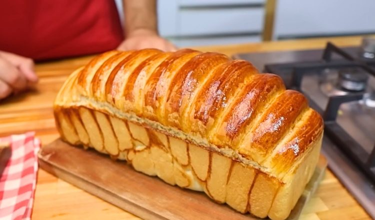 Pão que já sai fatiado do forno