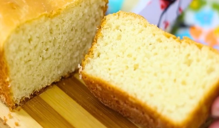 Pão simples de liquidificador que não precisa sovar
