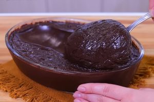 Recheio de brigadeiro para bolo que rende